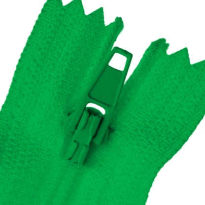 Reißverschluss Set: 10 Nylon Reißverschlüsse in grün, nicht teilbar, jeweils 22 cm lang – Bild 3